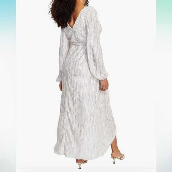 GUESS Beige Belted Tulip Skirt V-Back Long Sleeve Maxi Faux Wrap Dress - Picture 2 of 8